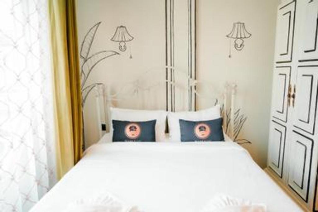 2499 Heritage Chinatown Bangkok Hotel By Roomquest Exterior foto